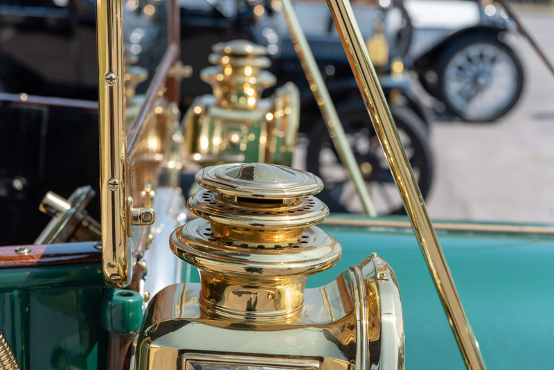 Illustration for article titled Horseless Carriages Visit Our Museum